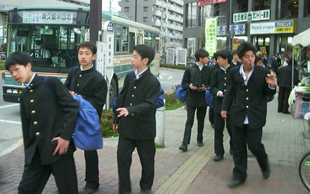 JAPON – ÉPIDÉMIE: Pourquoi les écoles japonaises ferment à cause du coronavirus ?