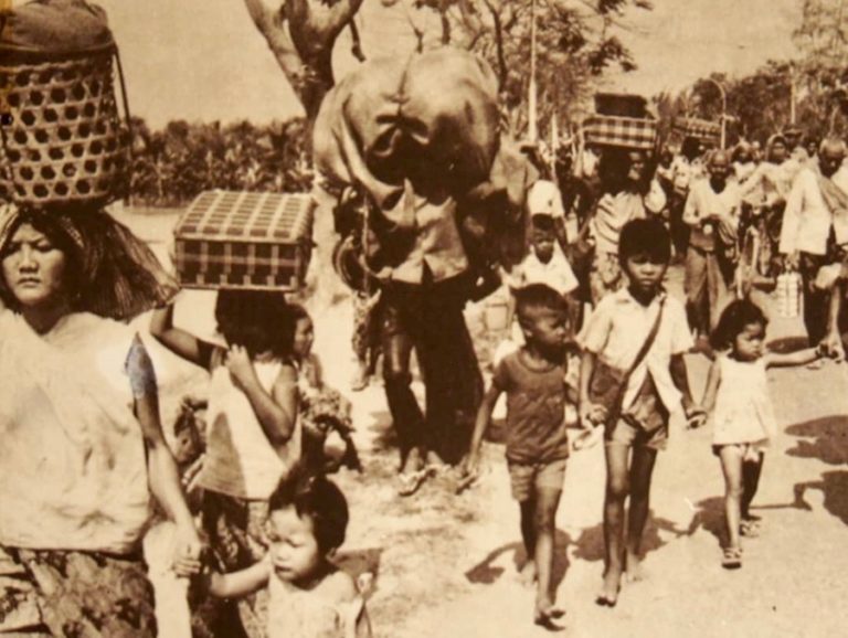 CAMBODGE – HISTOIRE: Il y a 45 ans, Phnom Penh tombait aux mains des Khmers Rouges le 17 avril 1975