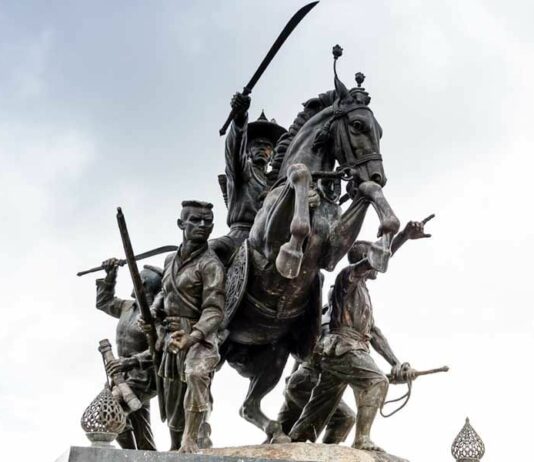 THAÏLANDE – HISTOIRE : Les Chinois et le Siam avant la création de Sampeng King Taksin