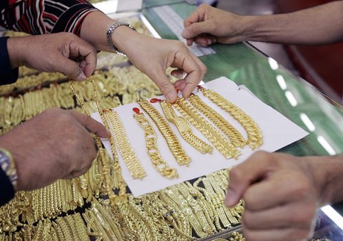 THAILANDE – FINANCE: La fièvre mondiale de l’or, rempart du baht thaïlandais