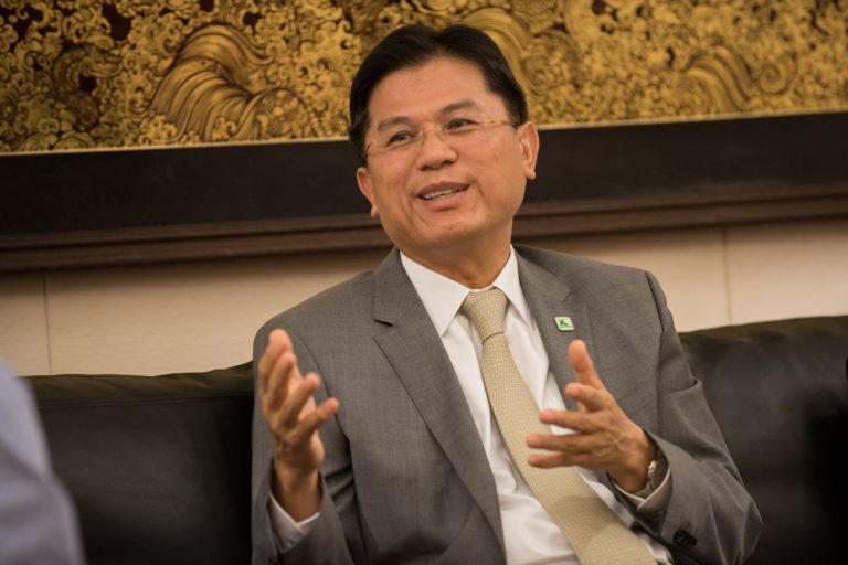 THAILANDE – POLITIQUE: Et le nouveau ministre des finances thaïlandais sera…