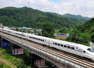 LAOS – TOURISME: Un train dans la jungle