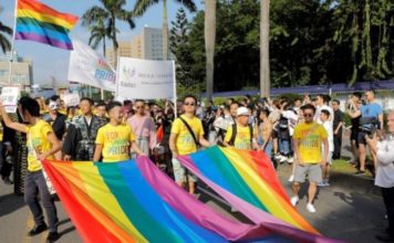 EDITORIAL: GAVROCHE a 24 ans ! A lire dans ce numéro exceptionnel