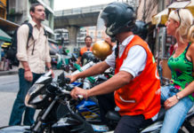 THAILANDE – SOCIETE: Des motos-taxis électriques à l’université Thammasat