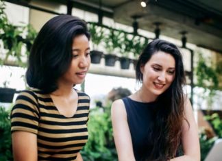 THAILANDE – SOCIETE: Adolescents à Bangkok : ce que risquent nos jeunes