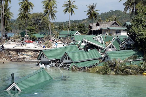 THAÏLANDE – CATASTROPHE : Le gouvernement veut des alertes et des exercices anti-tsunami