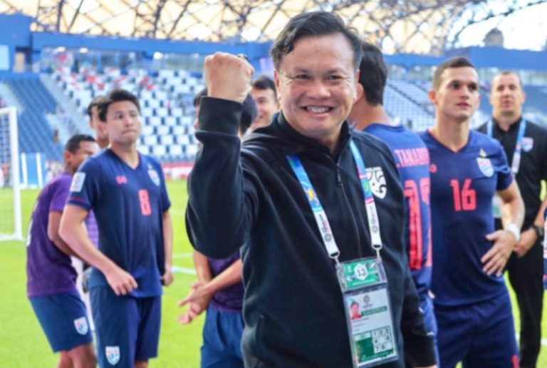 FOOTBALL: Qui est Sirisak Yodyardthai, le nouvel entraîneur des «Eléphants» thaïlandais ?