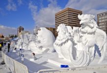 THAÏLANDE-JAPON : Des thaïlandais remportent le concours de sculpture sur neige à Hokkaïdo