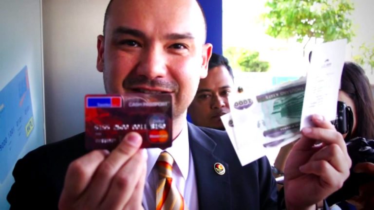 BIRMANIE – BANQUES: Mastercard s’installe en Birmanie, pays roi du paiement numérique
