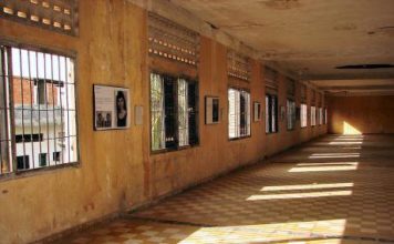 CAMBODGE – JUSTICE: Une psychologue française raconte le «génocidaire» Douch et sa sinistre prison S21