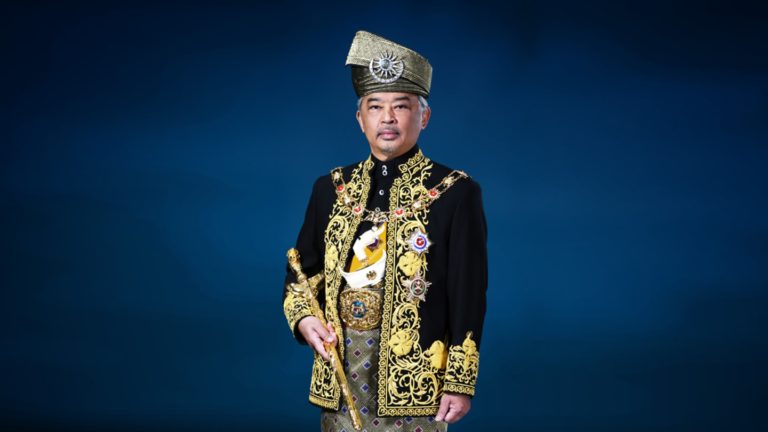 MALAISIE – POLITIQUE: La monarchie, un vestige et un arbitre en Malaisie aussi