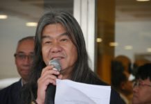 HONG KONG – JUSTICE: Le dissident «Long Hair» n’aurait pas du avoir ses cheveux coupés en prison