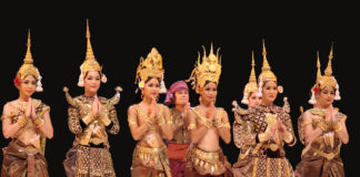 Pchum-Ben-danceuse