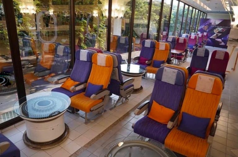 THAÏLANDE – AVIATION: Thai Airways très critiquée pour son vrai-faux restaurant «inflight»