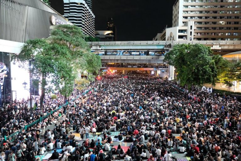 THAÏLANDE – POLITIQUE: Bangkok, capitale d’un royaume sous haute tension politique