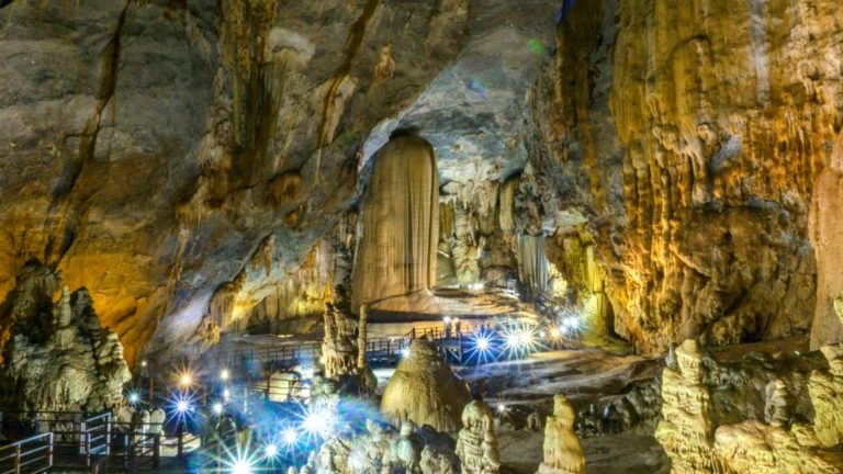 VIETNAM – TOURISME: Les grottes de Phong Na, nouvelle destination écolo bientôt menacée ?