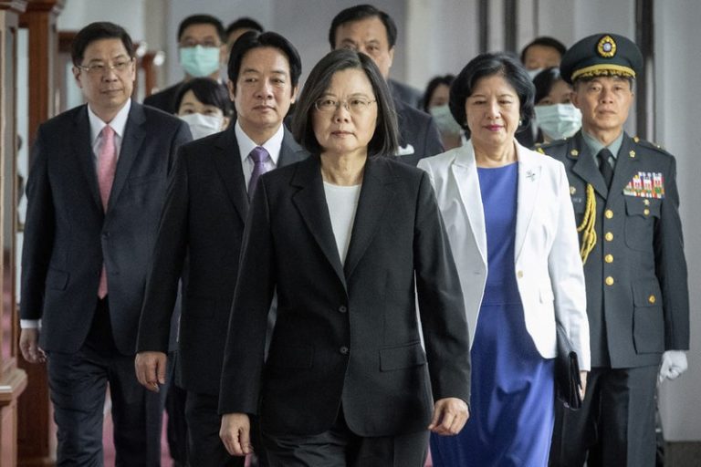 TAÏWAN – POLITIQUE: Une présidente réélue qui fait face à Pékin dans son premier discours