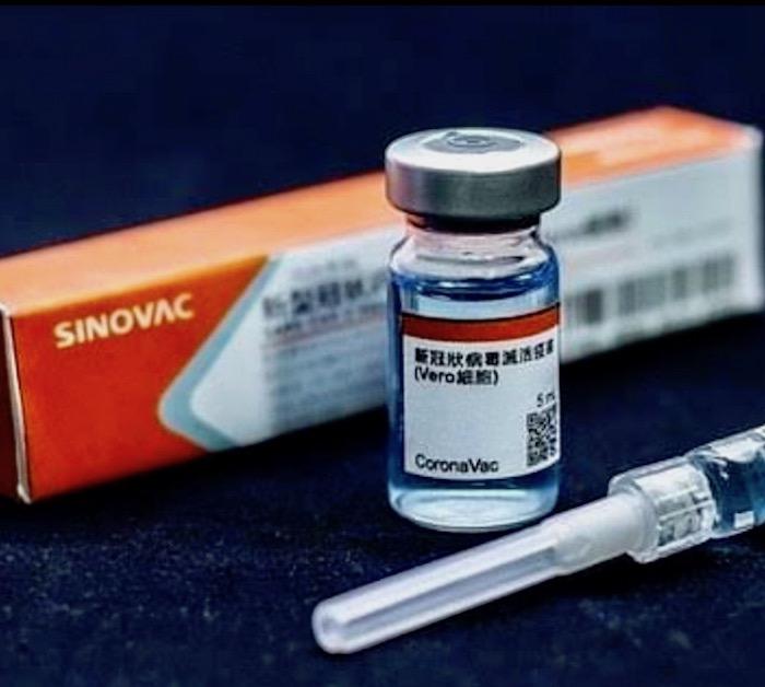 INDONÉSIE – CORONAVIRUS: Le vaccin chinois, l’espoir indonésien