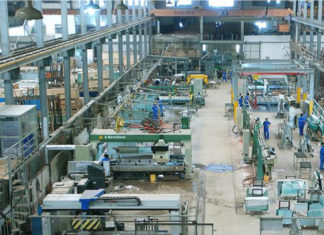 VIETNAM – ÉCONOMIE: La santé économique du pays passée au crible usine vietnam