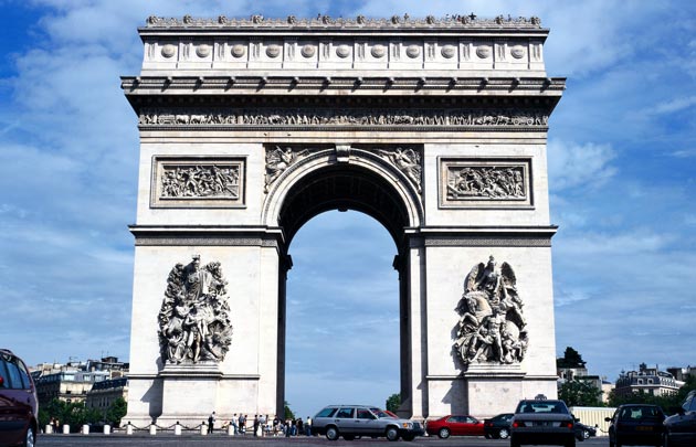 EXPATRIÉS – INVESTISSEMENT : pourquoi investir dans l’immobilier parisien ?
