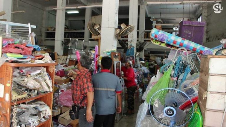 THAÏLANDE: Le magasin le plus bordélique du Royaume est à Phitsanuloke
