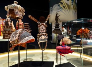 ASIE DU SUD EST – FRANCE: Derniers jours pour aller voir les coiffes d’Asie du sud-est à Lyon