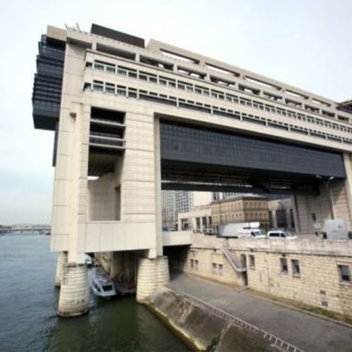 ASIE FINANCE: Comment Tracfin pourchasse la fraude et le blanchiment d’argent français en Asie