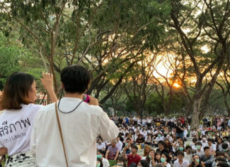 THAÏLANDE – POLITIQUE: A Bangkok, les étudiants se mobilisent pour le «parti du futur»