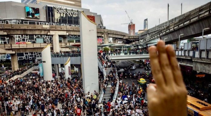 THAÏLANDE – POLITIQUE: Le parti Ratsadon, nouvel aiguillon de la contestation