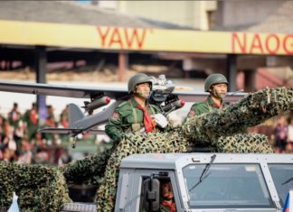 BIRMANIE – CONFLIT : La junte birmane recrute de force de nouveaux supplétifs