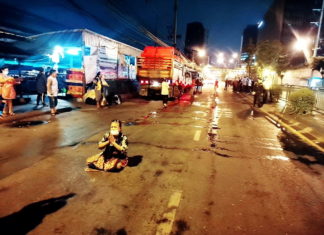 THAÏLANDE – CORONAVIRUS: Ces marchands ambulants qui supplient le gouvernement de les aider à survivre au Covid-19