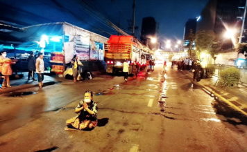 THAÏLANDE – CORONAVIRUS: Ces marchands ambulants qui supplient le gouvernement de les aider à survivre au Covid-19