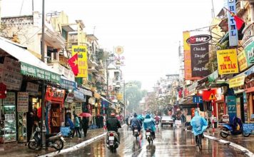 VIETNAM – ÉPIDÉMIE: Quarantaine pour une commune, questions pour le pays