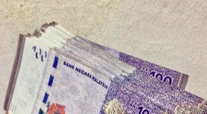 ringgit-malaisie-cash