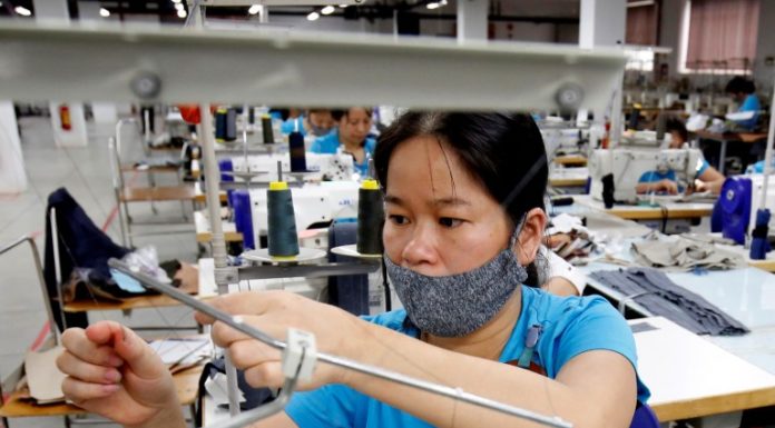 VIETNAM – ÉCONOMIE : 100 milliards de dollars au premier semestre 2024 pour les échanges avec la Chine vietnam usine