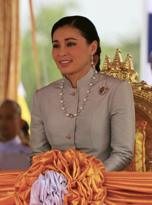 THAÏLANDE – MONARCHIE: Le 3 juin et le 28 juillet, ces anniversaires qui rythment désormais la vie du royaume