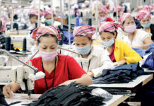 ASIE DU SUD-EST – ÉCONOMIE: Les industries textiles doivent secourir les travailleurs