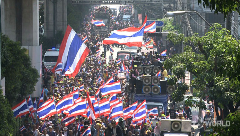 THAÏLANDE – POLITIQUE: La mémoire des «chemises rouges», ce douloureux fantôme thaïlandais