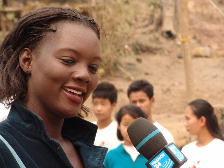 THAILANDE Rama Yade en visite d’un camp de réfugiés birmans