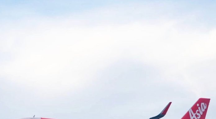 MALAISIE – INFRASTRUCTURES: Le TGV vers Singapour est mort, Air Asia accumule les pertes avion air asia