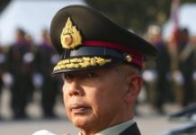 THAÏLANDE – POLITIQUE: Qui est le Général Apirat Kongsompong, patron de l’armée et pilier du pouvoir ?