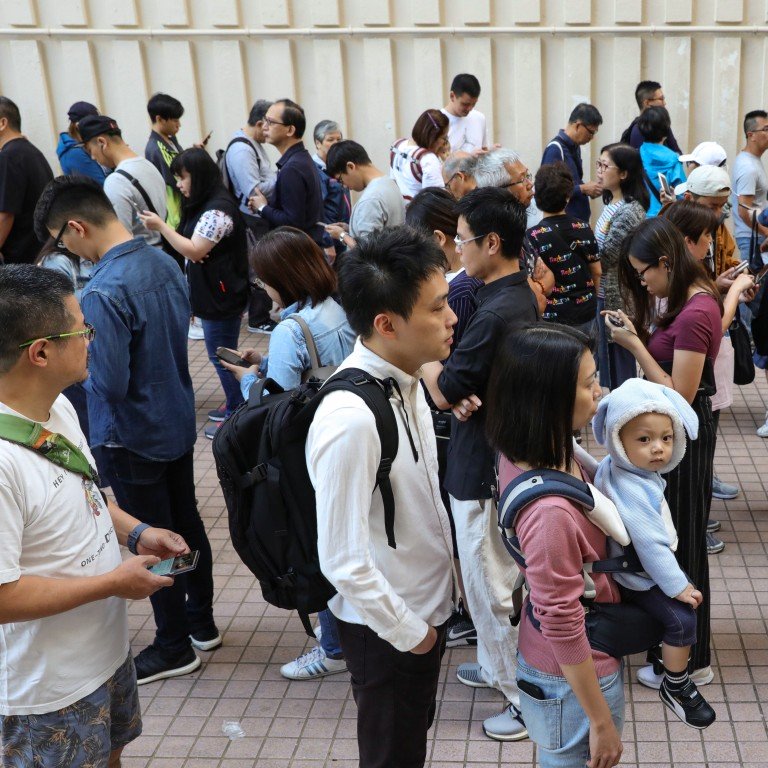 HONG KONG – MANIFESTATIONS: Face à la violence, le pari des urnes ce dimanche 24 novembre