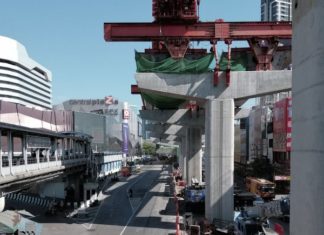 THAÏLANDE – ÉCONOMIE: L’argent public, roue de secours de l’économie du royaume