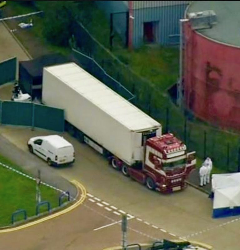 VIETNAM – TRAGÉDIE: Tous les migrants morts dans le camion anglais étaient vietnamiens