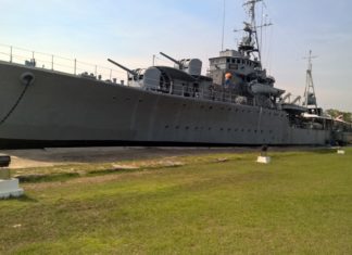 THAÏLANDE – CHRONIQUE : « Maman, le grand bateau… »