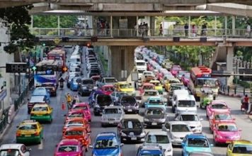 BANGKOK : des caméras de surveillance mobiles pour réduire les infractions de la route