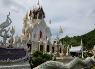 PETCHABURI Festival du cerf-volant : la danse du vent
