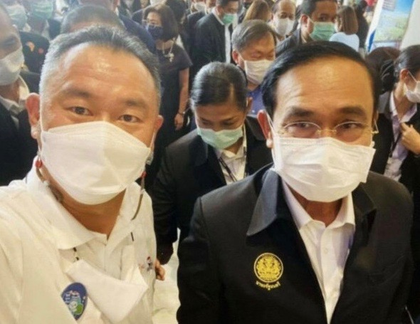 THAÏLANDE – POLITIQUE : Le premier ministre revient de Phuket…avec une suspicion de Covid