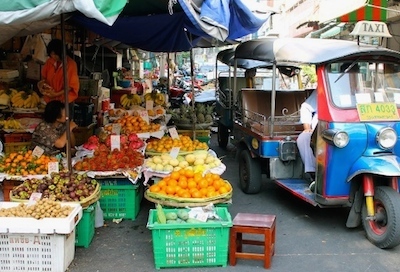 Thaïlande : comment rendre le trottoir aux piétons à Bangkok ?