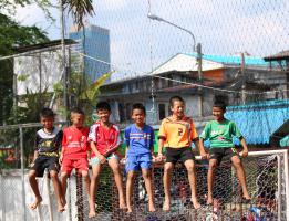 ACADENA : un programme sportif et éducatif pour les enfants des bidonvilles de Bangkok